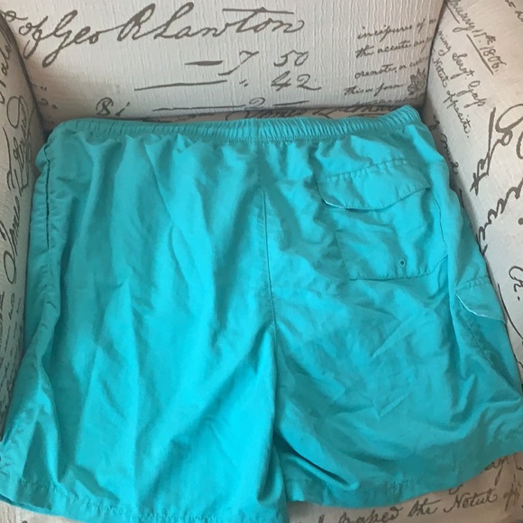 Tommy Bahamas - Picture 4 of 8